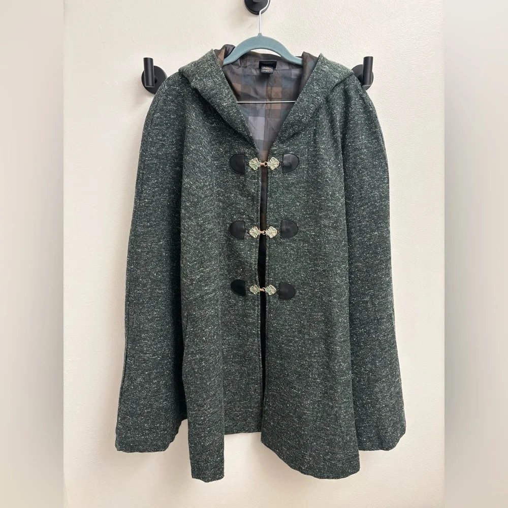 Outlander the Series Torrid Cloak Cape Plus Size 3/4 Hooded Tweed Green Coat - Picture 2 of 9
